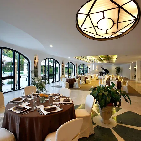 Park Novecento Hotel
