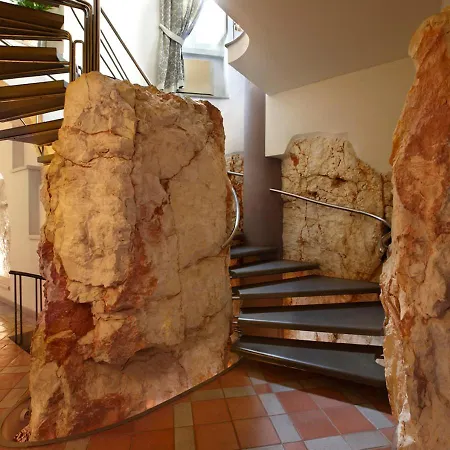 מלון Park Novecento אוסטוני