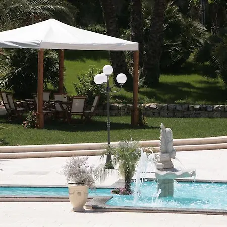 Park Novecento Hotel 4*