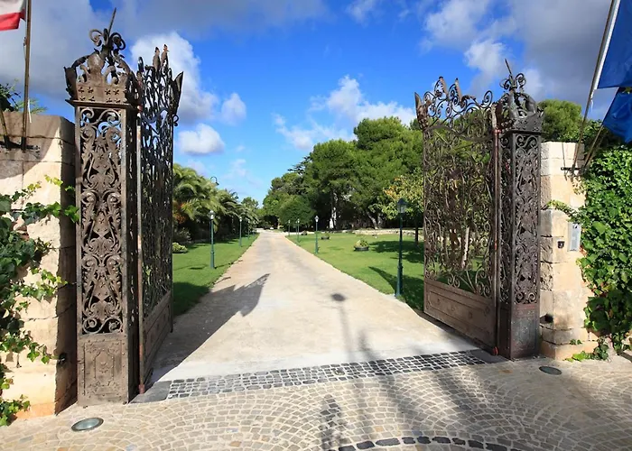 Park Novecento オストゥーニ